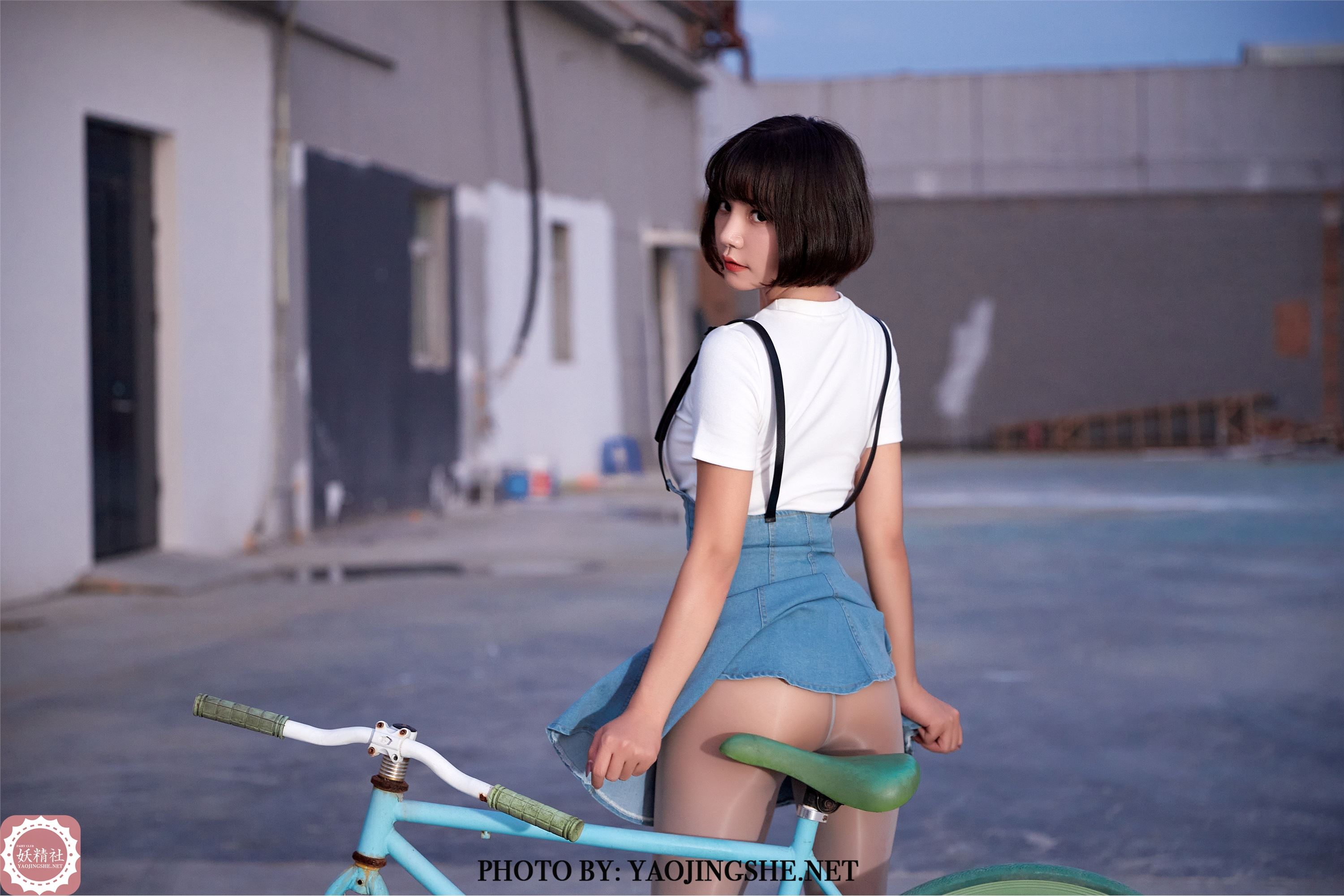 YAOJINGSHE 妖精社 T2043《唐飞飞-回家路上》